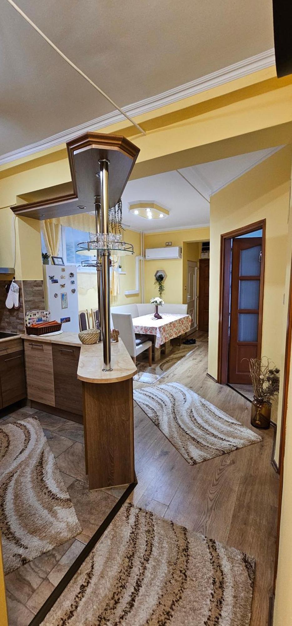 Anna Gyoengye Apartman Debrecen Exterior foto